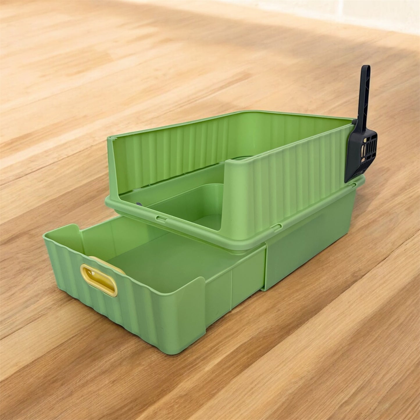 Arenero cerrado con bandeja extraible para gatos